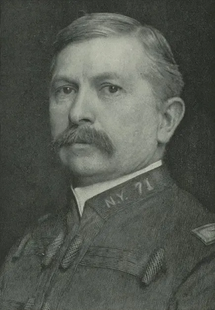 Portret de epocă al lui Francis Vinton Greene, ofițer american în uniformă militară, cu mustață stufoasă și însemnul „N.Y. 71" pe guler.